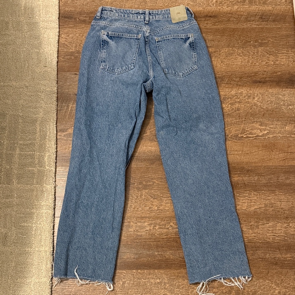 Zara High Rise Blue Women's Jeans - Picture 5 of 6